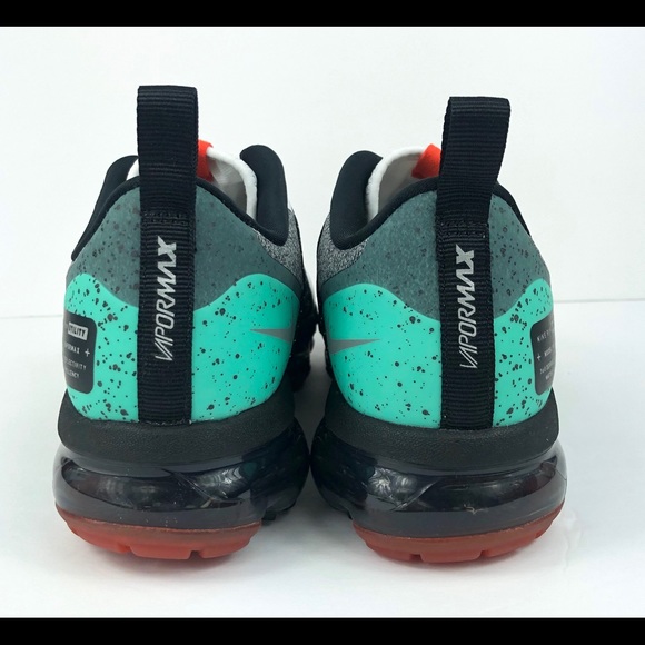 vapormax tropical twist